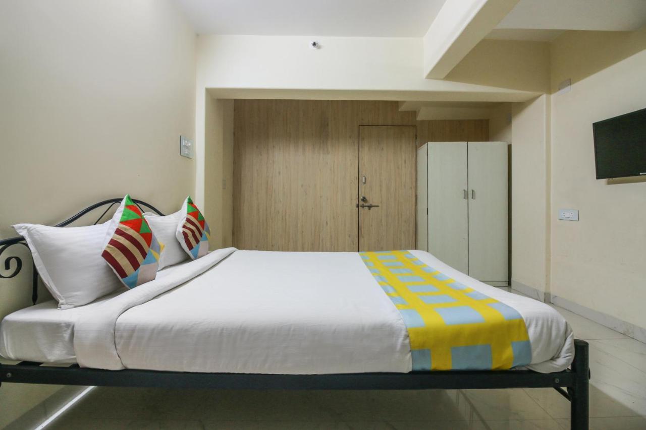 Flagship Cozy Stay Kharghar Koparpāda Eksteriør bilde